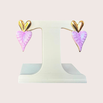 Nitelief Amour Rose dangling heart earrings featuring gold tops and textured light pink heart-shaped drops.